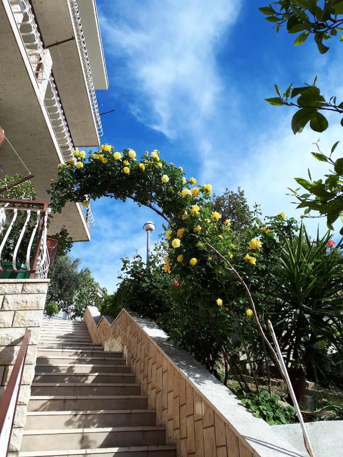 Apartment Eva Макарска Экстерьер фото